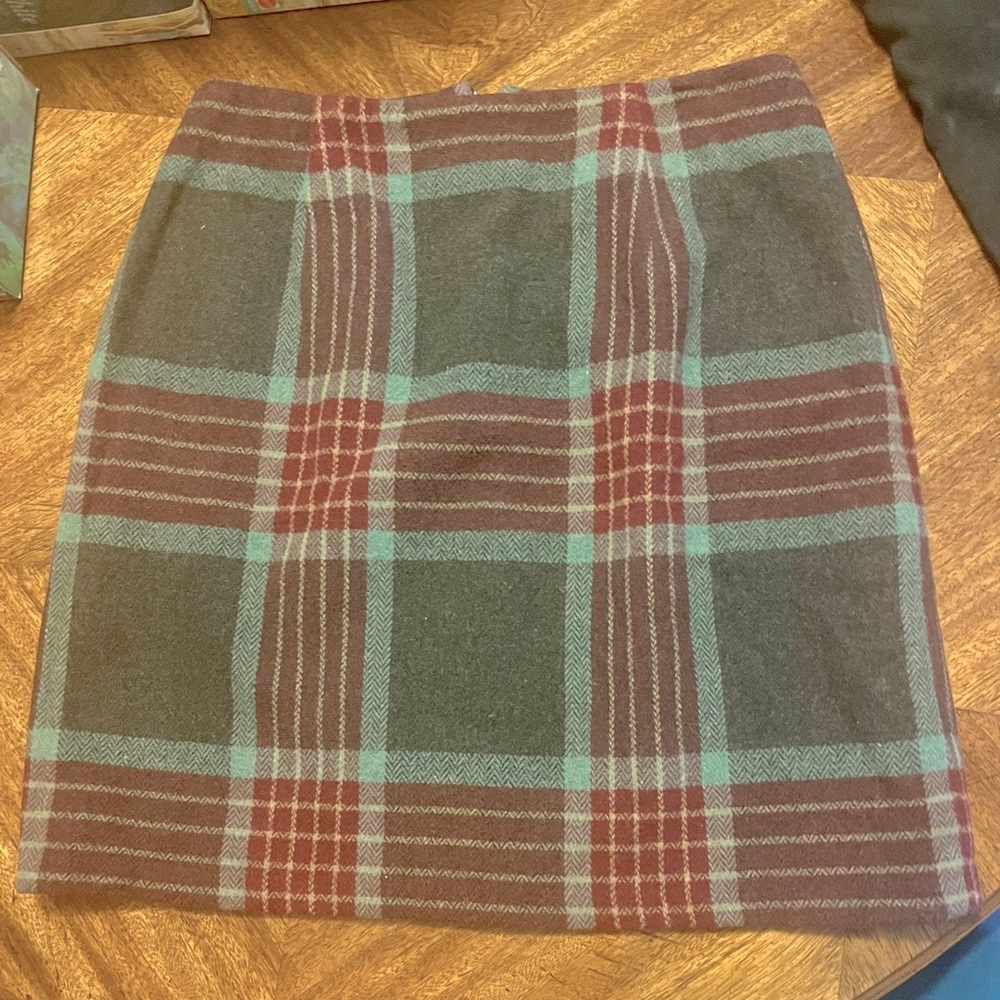 Tartan Wool Skirt by New York Style, size 10